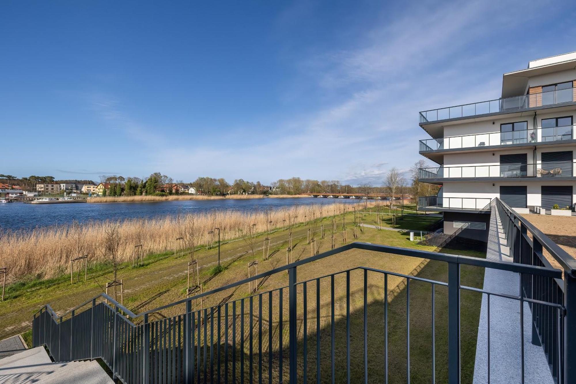 Wellness & Spa Resort Dziwnow Riverfront Apartments With Parking By Noclegi Renters Exterior foto